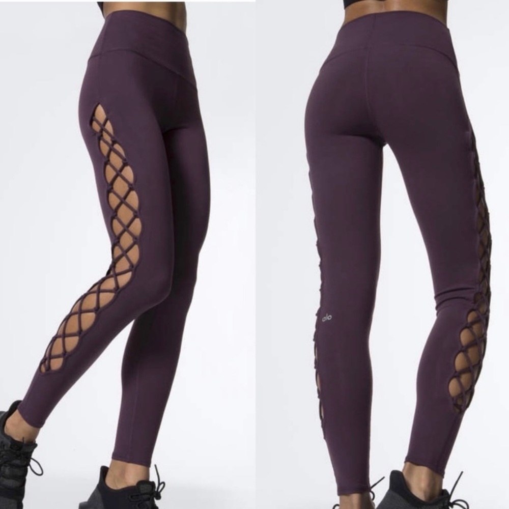Alo yoga high rise interlaced leggings in merlot